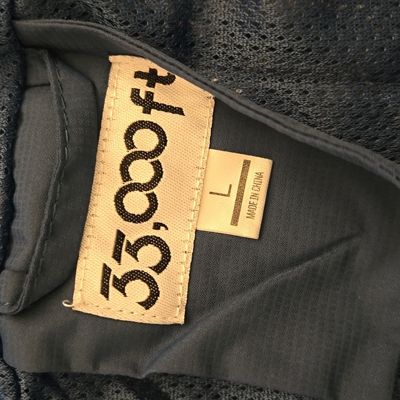 33,000 ft package-able Windbreaker, Size L Blue - Picture 2 of 10